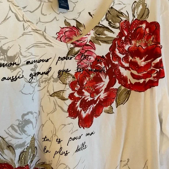 NWT Karen Scott 3/4 Sleeve T-Shirt with Beautiful Flowers and Print - Picture 5 of 11